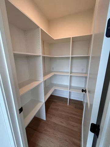 4181 Arbor Drive, Woodbury, MN 55129