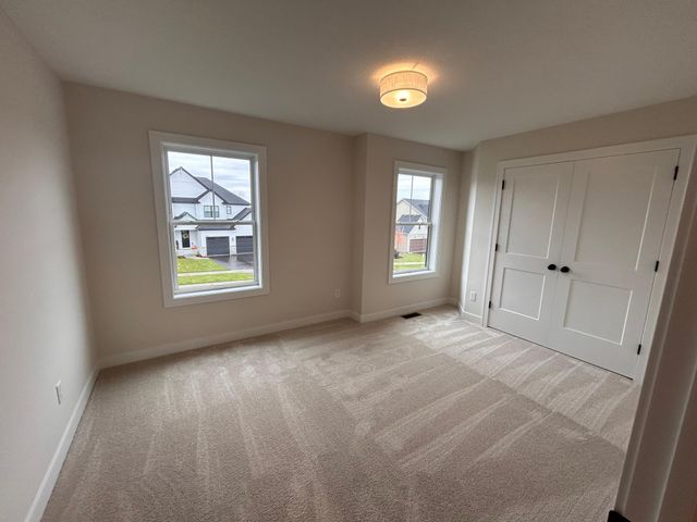 4181 Arbor Drive, Woodbury, MN 55129