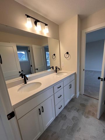 4181 Arbor Drive, Woodbury, MN 55129