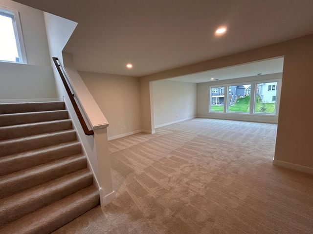 4181 Arbor Drive, Woodbury, MN 55129