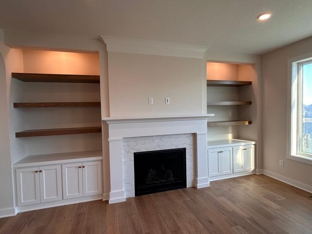 4181 Arbor Drive, Woodbury, MN 55129