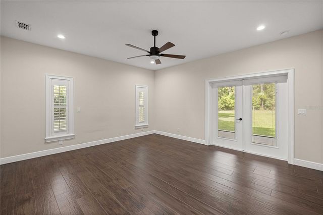 5927 NE 62ND COURT ROAD, Silver Springs, FL 34488