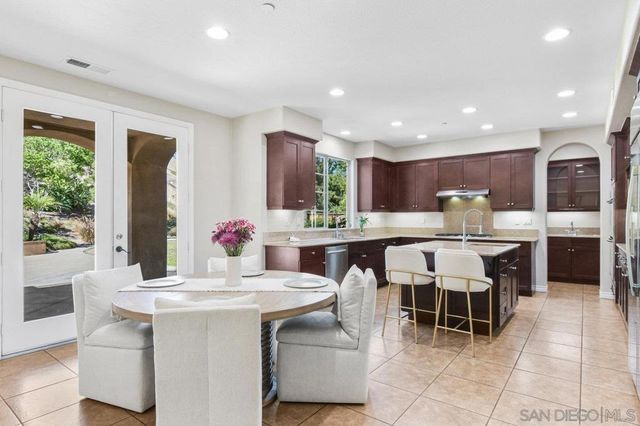 2957 Ranch Gate Rd, Chula Vista, CA 91914