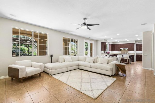 2957 Ranch Gate Rd, Chula Vista, CA 91914