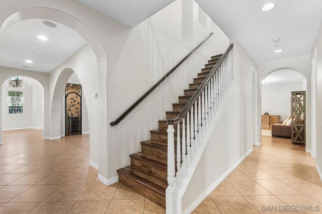 2957 Ranch Gate Rd, Chula Vista, CA 91914