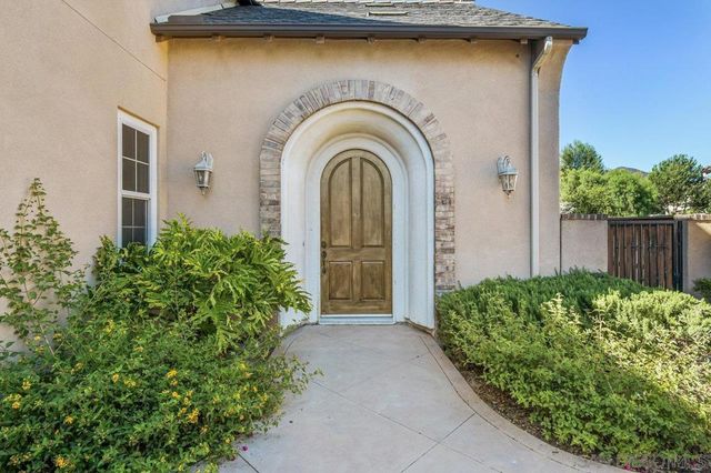 2957 Ranch Gate Rd, Chula Vista, CA 91914