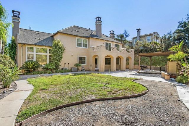 2957 Ranch Gate Rd, Chula Vista, CA 91914