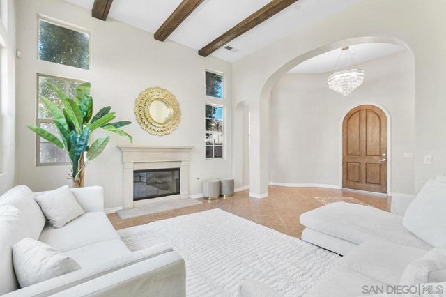 2957 Ranch Gate Rd, Chula Vista, CA 91914
