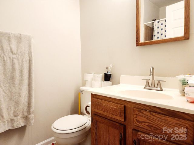 6234 Rosecroft Drive, Charlotte, NC 28215