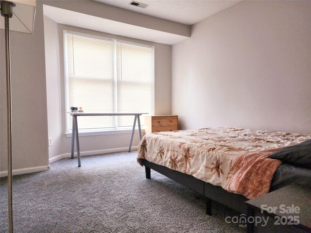 6234 Rosecroft Drive, Charlotte, NC 28215