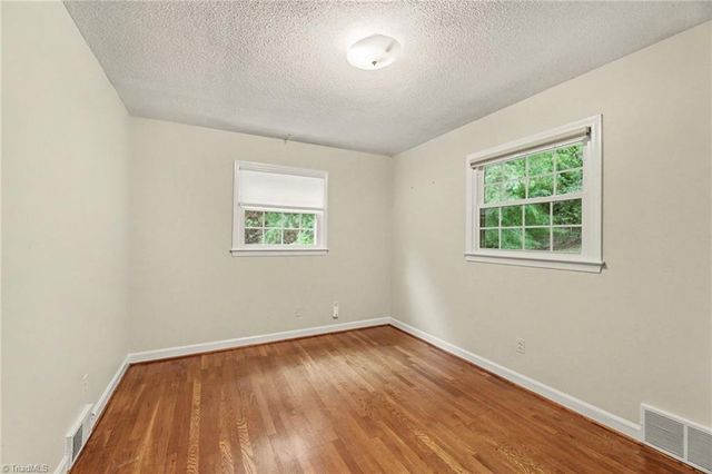 1128 Partridge Lane, Winston-salem, NC 27106
