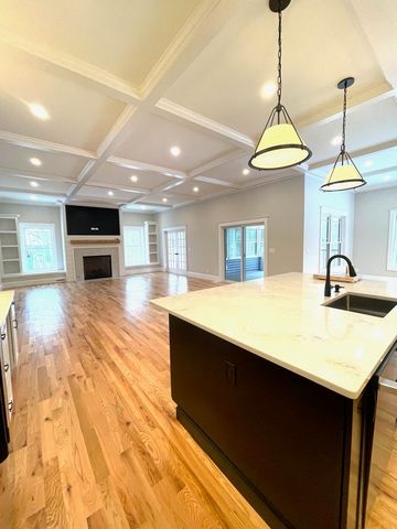 3 Lukes Way, Plaistow, NH 03865