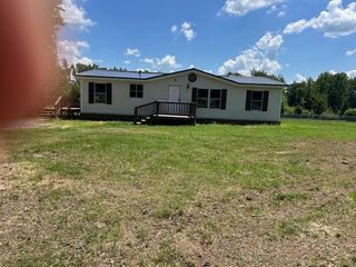 21 Country Dr, Fayetteville, TN 37334