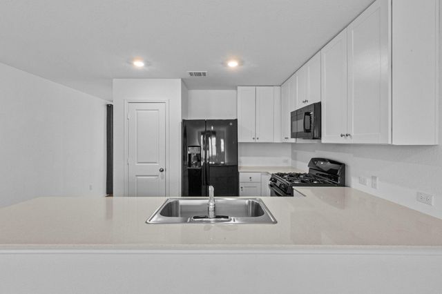 658 Soapstone PASS, San Marcos, TX 78656