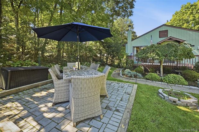 14 Young Street, Cortlandt Manor, NY 10567