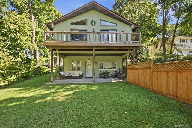 14 Young Street, Cortlandt Manor, NY 10567