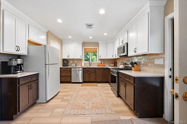 14 Young Street, Cortlandt Manor, NY 10567