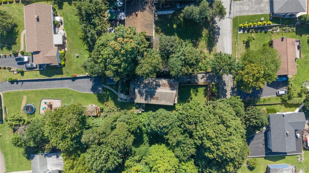14 Young Street, Cortlandt Manor, NY 10567 — photo 3