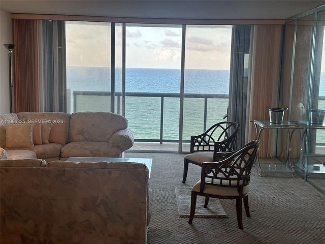 6039 Collins Ave 1517, Miami Beach, FL 33140