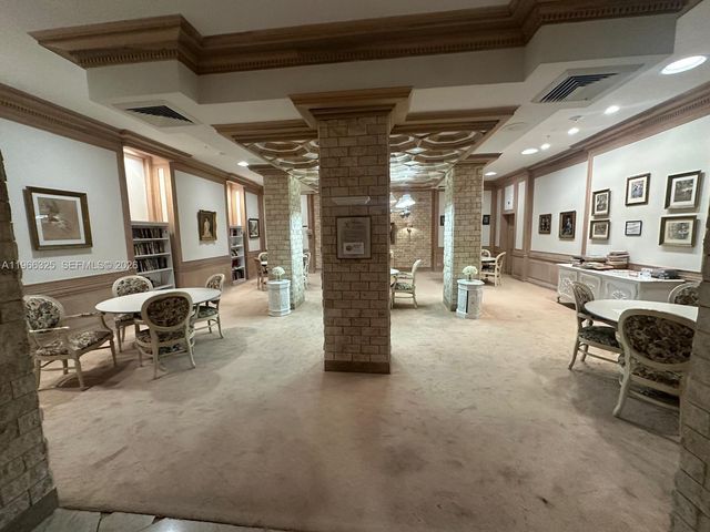 6039 Collins Ave 1517, Miami Beach, FL 33140