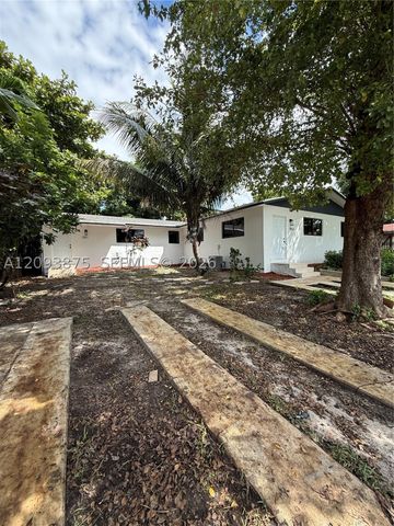 1551 NE 117th St, Miami, FL 33161