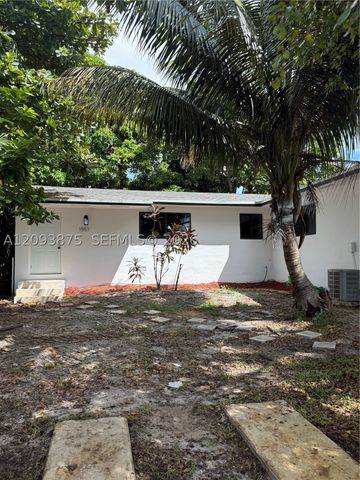 1551 NE 117th St, Miami, FL 33161