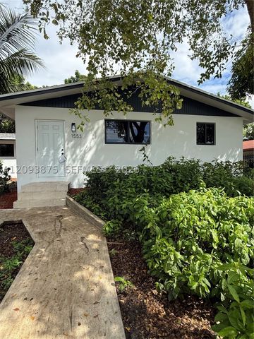 1551 NE 117th St, Miami, FL 33161
