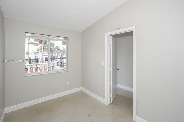 12324 SW 198th St, Miami, FL 33177