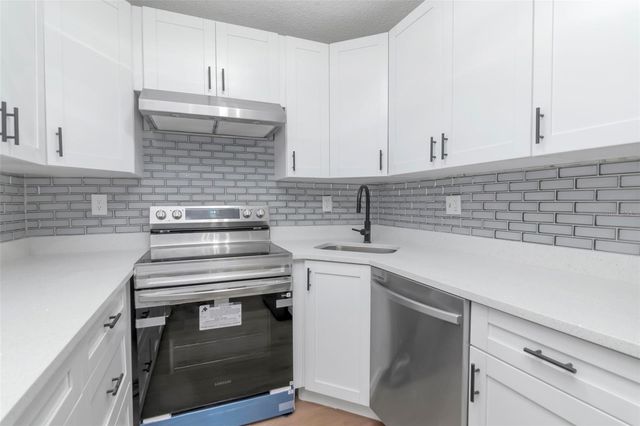 3211 LAKE PINE WAY E A1, Tarpon Springs, FL 34688