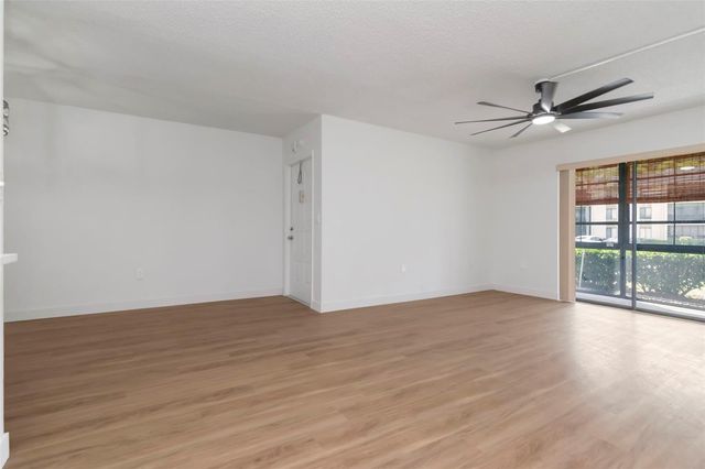 3211 LAKE PINE WAY E A1, Tarpon Springs, FL 34688