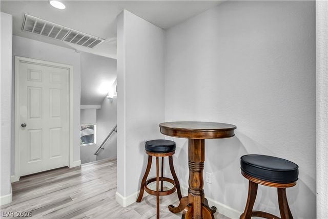 1525 Spiced Wine Avenue 24104, Henderson, NV 89074