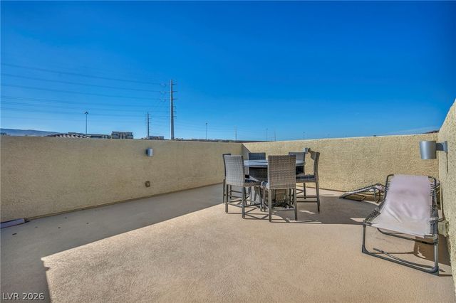 1525 Spiced Wine Avenue 24104, Henderson, NV 89074