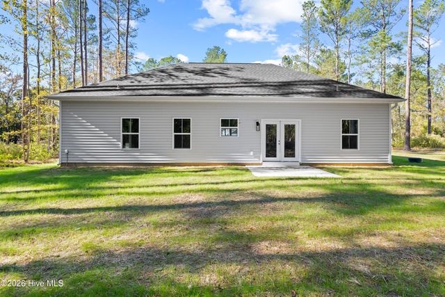 105 Plum Court, Burgaw, NC 28425