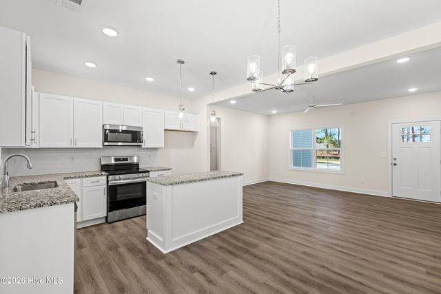 105 Plum Court, Burgaw, NC 28425