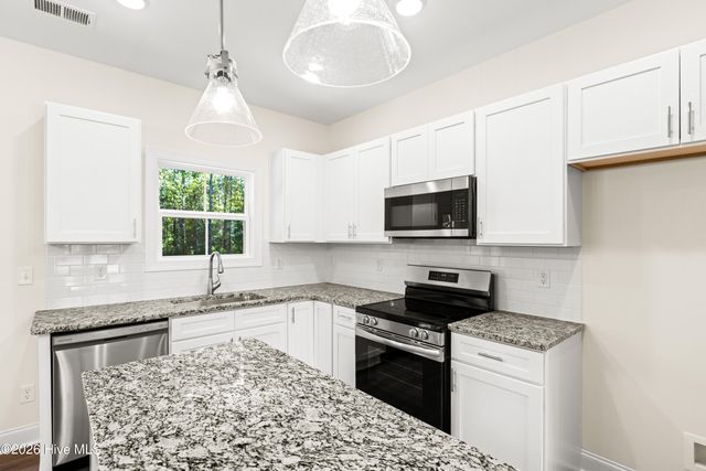 105 Plum Court, Burgaw, NC 28425