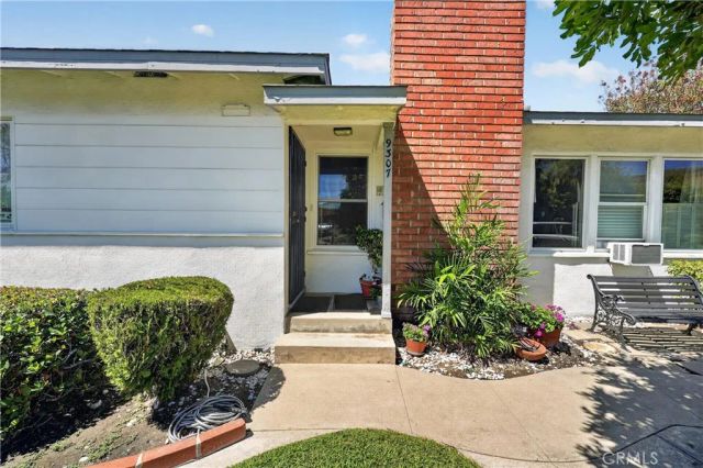 9307 Hasty Ave, Downey, CA 90240