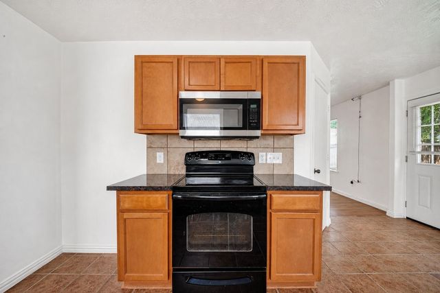 4403 Sprangletop Avenue, Baytown, TX 77521