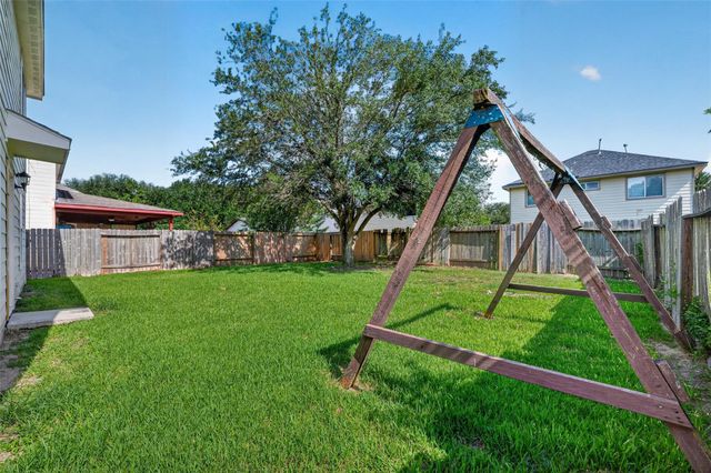 4403 Sprangletop Avenue, Baytown, TX 77521
