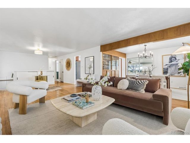 5929 S Steele St, Centennial, CO 80121