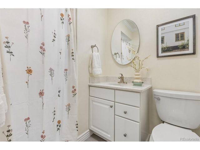 5929 S Steele St, Centennial, CO 80121