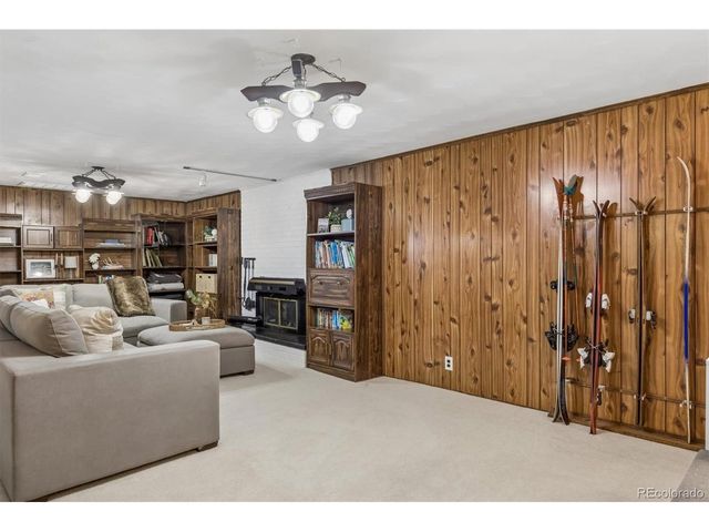 5929 S Steele St, Centennial, CO 80121