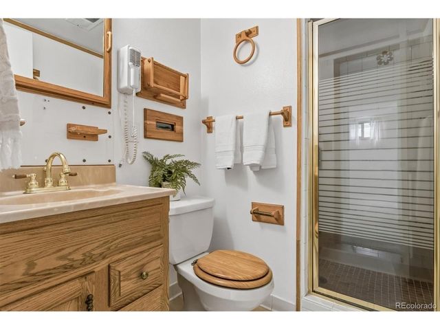 5929 S Steele St, Centennial, CO 80121