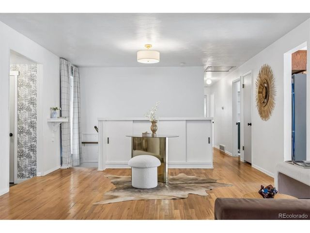 5929 S Steele St, Centennial, CO 80121