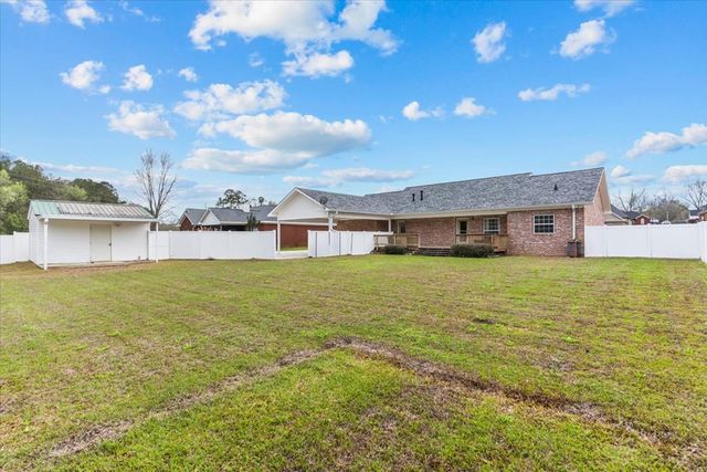 2014 Fern Dr, Dothan, AL 36301