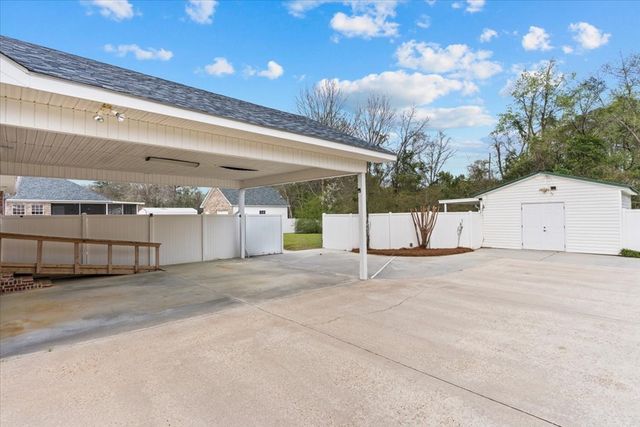 2014 Fern Dr, Dothan, AL 36301