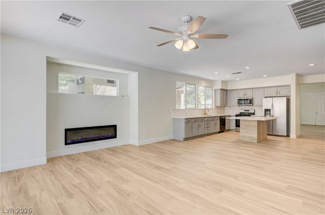 8225 Romantic Sunset Street, Las Vegas, NV 89131