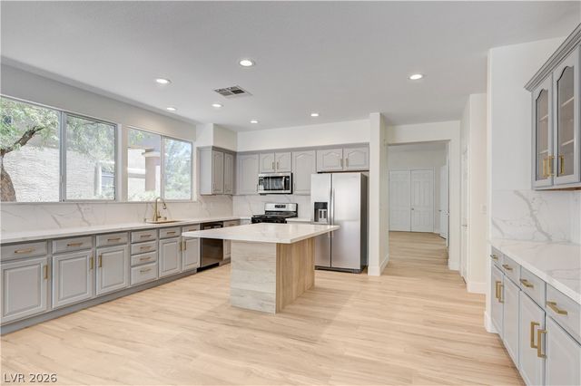 8225 Romantic Sunset Street, Las Vegas, NV 89131