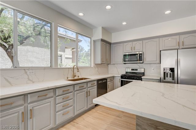 8225 Romantic Sunset Street, Las Vegas, NV 89131