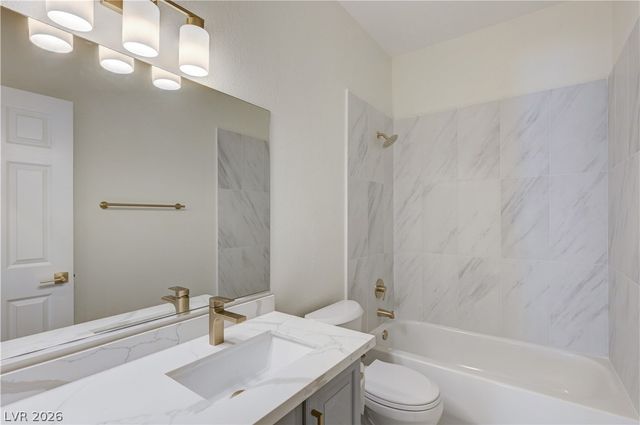 8225 Romantic Sunset Street, Las Vegas, NV 89131