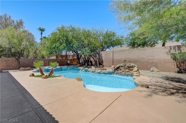 8225 Romantic Sunset Street, Las Vegas, NV 89131